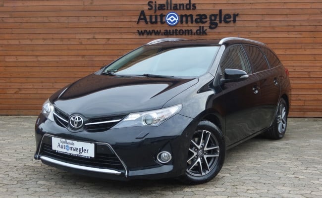 Toyota Auris 1.6 Valvematic Touring Sports AR31911