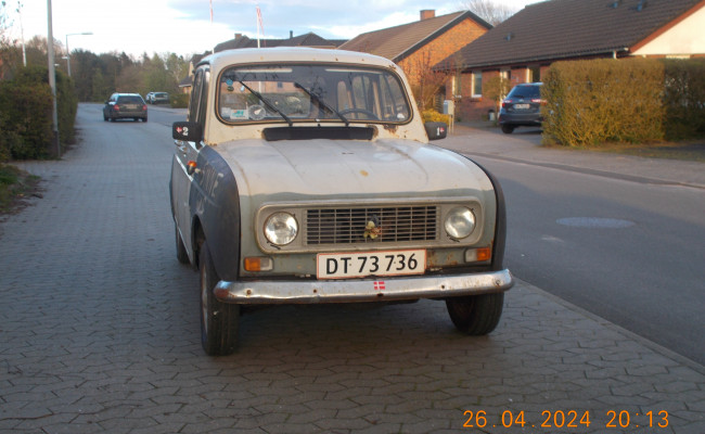 Renault 4 Uoplyst DT73736
